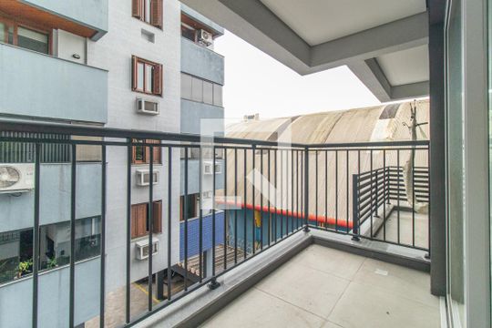 Varanda de apartamento à venda com 2 quartos, 63m² em Menino Deus, Porto Alegre