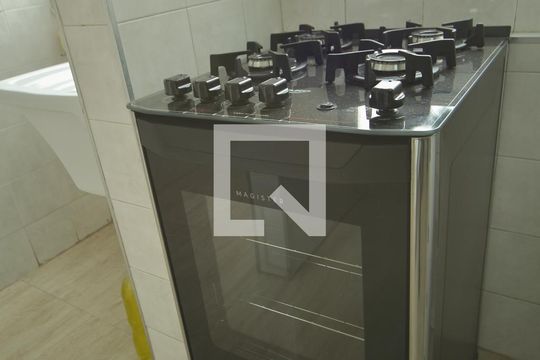 Cozinha de apartamento à venda com 2 quartos, 56m² em Santa Terezinha, São Bernardo do Campo