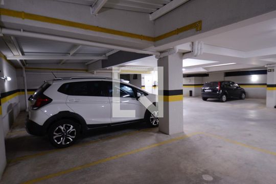 Garagem de apartamento para alugar com 1 quarto, 43m² em Savassi, Belo Horizonte