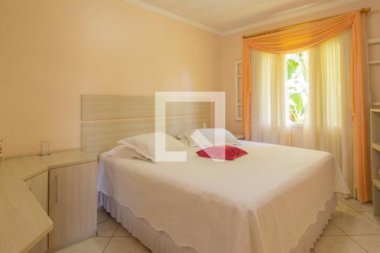 Suíte de casa à venda com 4 quartos, 440m² em Vila Moraes, Jundiaí