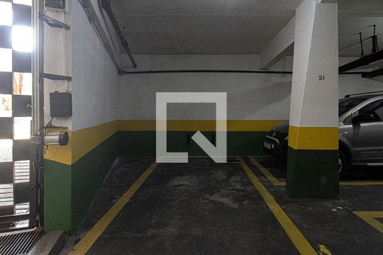 vaga de garagem fixa 2 de apartamento à venda com 4 quartos, 215m² em Aclimação, São Paulo