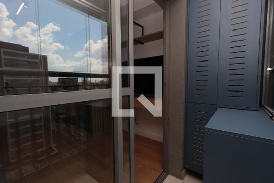 Sacada de apartamento para alugar com 1 quarto, 34m² em Vila Independência, São Paulo