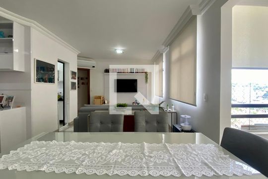Sala 1 de apartamento para alugar com 3 quartos, 220m² em Buritis, Belo Horizonte