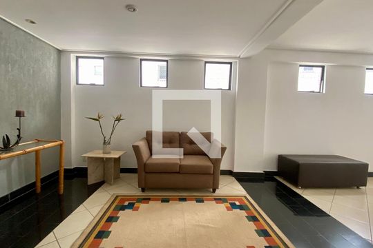 Hall de entrada de apartamento para alugar com 3 quartos, 220m² em Buritis, Belo Horizonte