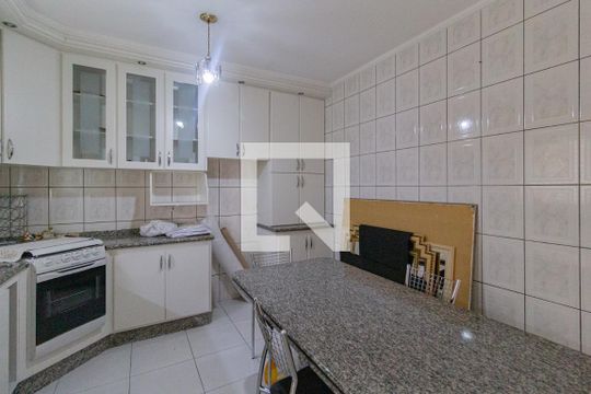 Cozinha de casa à venda com 3 quartos, 250m² em Jardim das Flores, Osasco