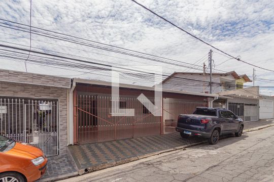 Fachada de casa à venda com 3 quartos, 250m² em Jardim das Flores, Osasco