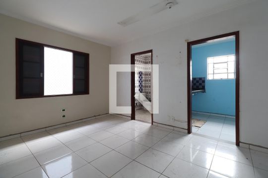 Suíte 1 de casa à venda com 3 quartos, 250m² em Santa Terezinha, Santo André