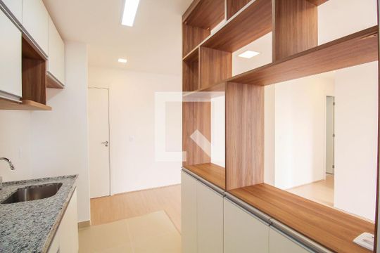 Cozinha de apartamento para alugar com 2 quartos, 54m² em Mooca, São Paulo