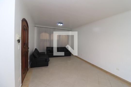 Casa à venda com 3 quartos, 240m² em Vila Moreira, São Paulo