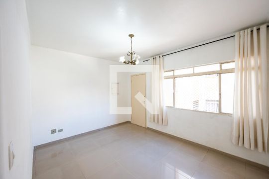 Sala de apartamento à venda com 2 quartos, 59m² em Chácara Inglesa, São Paulo