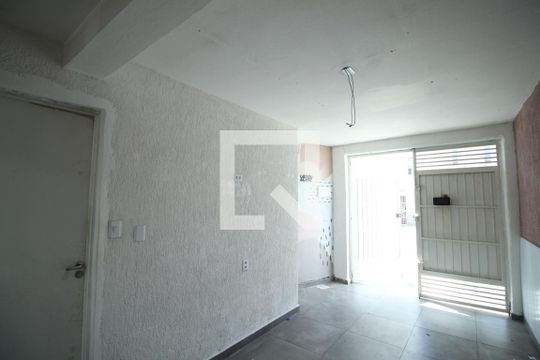 Área comum  de casa à venda com 3 quartos, 140m² em Vila Bertioga, São Paulo