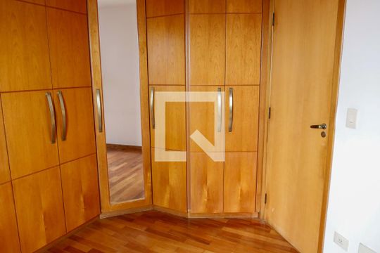 Quarto 2 - Suíte de apartamento para alugar com 2 quartos, 81m² em Centro, Osasco
