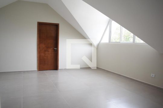 Ático de casa de condomínio para alugar com 3 quartos, 125m² em Xaxim, Curitiba