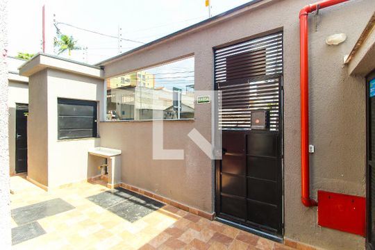 Entrada de apartamento à venda com 2 quartos, 41m² em Itaquera, São Paulo