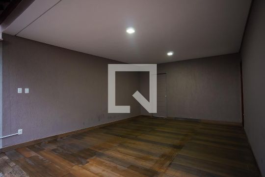 Garagem de casa à venda com 6 quartos, 288m² em Itapoã, Belo Horizonte