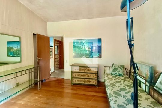 Quarto de casa à venda com 6 quartos, 1500m² em Gávea, Rio de Janeiro