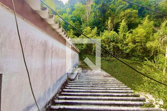 Quarto vista de casa à venda com 6 quartos, 1500m² em Gávea, Rio de Janeiro