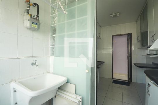Área de Serviço de apartamento para alugar com 2 quartos, 64m² em Parque das Nações, Santo André