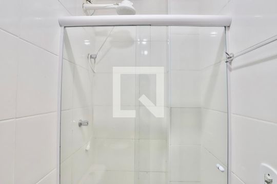 Banheiro de apartamento para alugar com 1 quarto, 25m² em Belenzinho, São Paulo