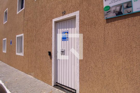 Fachada de kitnet/studio para alugar com 1 quarto, 30m² em Belenzinho, São Paulo