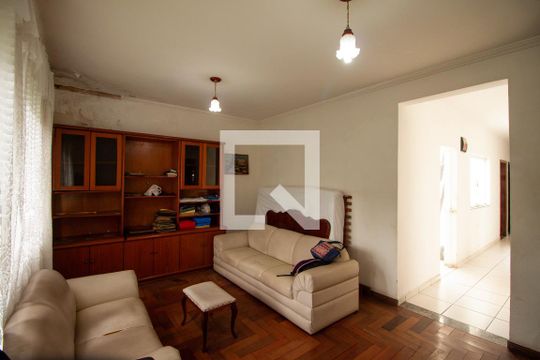 Sala de casa à venda com 2 quartos, 140m² em Vila Lucia, São Paulo
