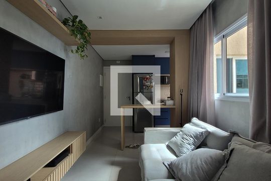Sala de apartamento à venda com 2 quartos, 98m² em Vila Pinheirinho, Santo André