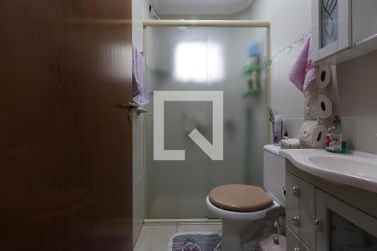 Banheiro de apartamento à venda com 2 quartos, 70m² em Vila Humaita, Santo André
