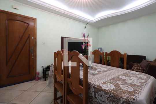 Sala de apartamento à venda com 2 quartos, 70m² em Vila Humaita, Santo André
