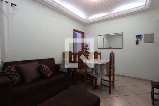 Sala de apartamento à venda com 2 quartos, 70m² em Vila Humaita, Santo André