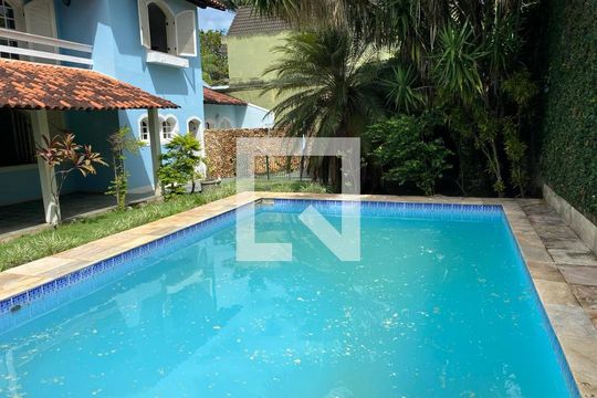 Área comum de casa de condomínio à venda com 5 quartos, 630m² em Anil, Rio de Janeiro