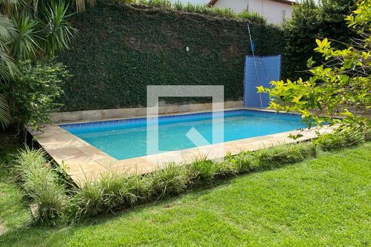 Área comum de casa de condomínio à venda com 5 quartos, 630m² em Anil, Rio de Janeiro