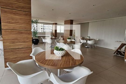 Apartamento para alugar com 2 quartos, 88m² em Vila Yara, Osasco