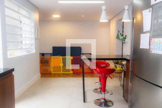 Cozinha de casa à venda com 4 quartos, 200m² em Jardim Bélgica, São Paulo