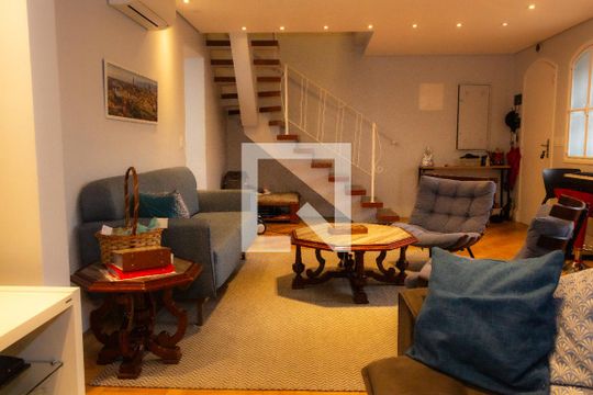 Casa à venda com 4 quartos, 200m² em Jardim Bélgica, São Paulo