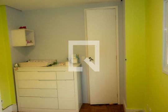 Suíte 1 de casa à venda com 4 quartos, 200m² em Jardim Bélgica, São Paulo