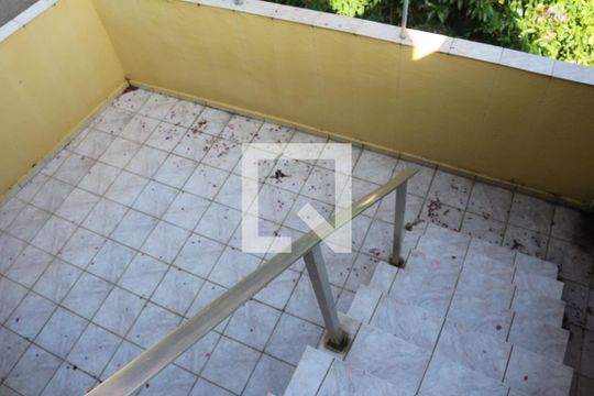 Quintal de casa para alugar com 1 quarto, 75m² em Santa Maria, São Caetano do Sul