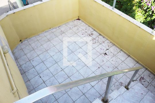 Quintal de casa para alugar com 1 quarto, 75m² em Santa Maria, São Caetano do Sul