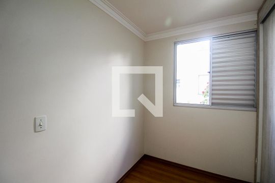 Quarto 2 de apartamento para alugar com 2 quartos, 42m² em Jardim Santa Terezinha (zona Leste), São Paulo