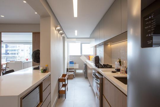COZINHA de apartamento para alugar com 3 quartos, 136m² em Barra Funda, São Paulo