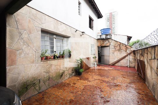 Garagem de casa à venda com 2 quartos, 160m² em Casa Verde, São Paulo