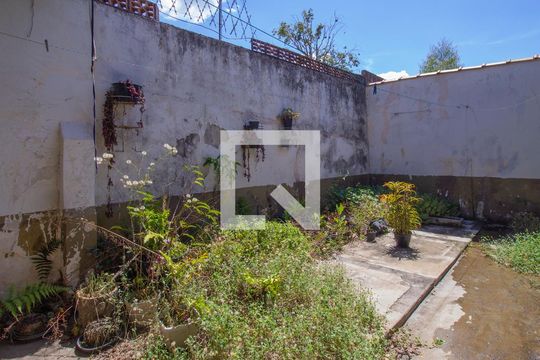 Jardim de casa para alugar com 3 quartos, 500m² em Centro, Jundiaí