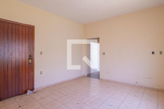 Sala de casa para alugar com 3 quartos, 500m² em Centro, Jundiaí