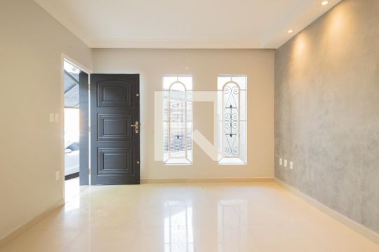 Sala de casa à venda com 2 quartos, 170m² em Vila Goncalves, São Bernardo do Campo
