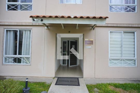 Fachada do bloco de apartamento à venda com 2 quartos, 40m² em Mário Quintana, Porto Alegre