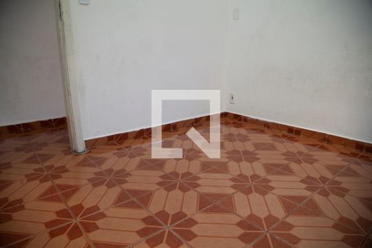 Quarto 2 de casa para alugar com 3 quartos, 157m² em Jardim Terezopolis, Guarulhos