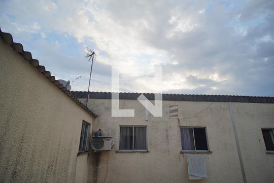 Vista da Sala de apartamento para alugar com 2 quartos, 58m² em Santo Afonso, Novo Hamburgo