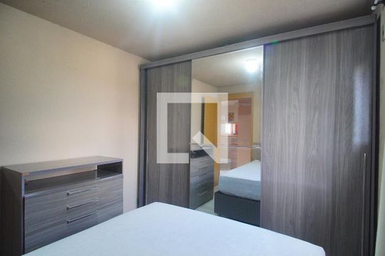 Quarto 2 de apartamento para alugar com 2 quartos, 58m² em Santo Afonso, Novo Hamburgo