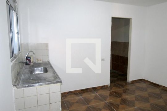 Cozinha de casa para alugar com 1 quarto, 38m² em Jardim Peri, São Paulo