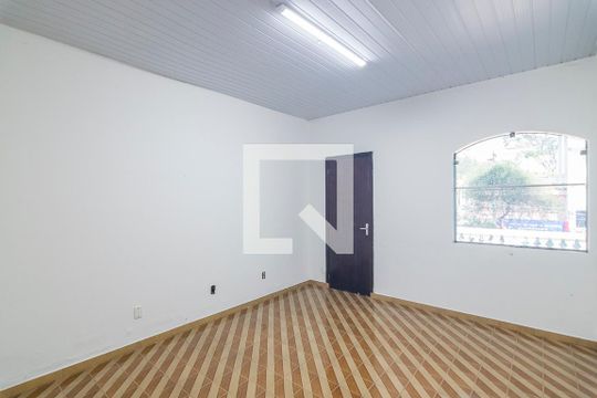 Quarto 1 Suite de casa para alugar com 3 quartos, 250m² em Vila Pires, Santo André