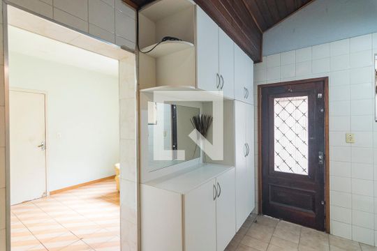 Cozinha de casa para alugar com 3 quartos, 250m² em Vila Pires, Santo André